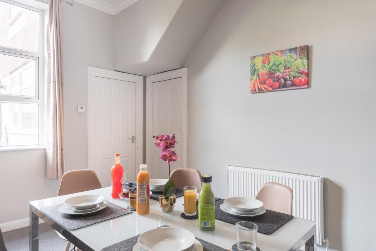 3 Bedroom Saks - 2 Living Area House In Newland Ave Hull Kingston upon Hull Exterior foto